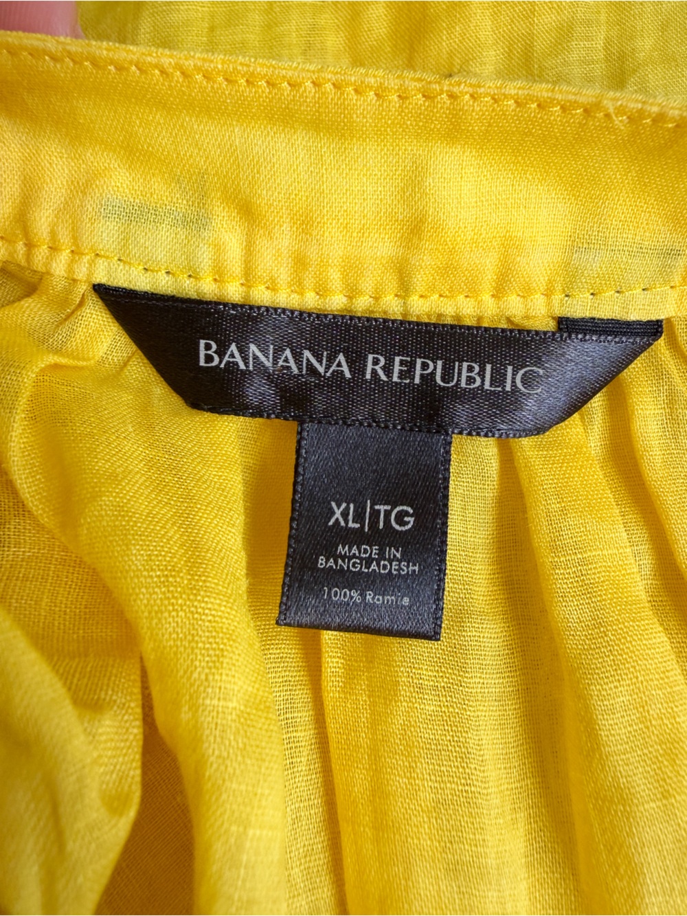 BANANA REPUBLIC • Ramie Balloon Sleeve Blouse in Yellow Umbrella - Picture 8 of 10